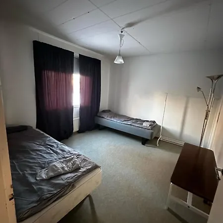 Apartman For Up To Four, With Free Parking *